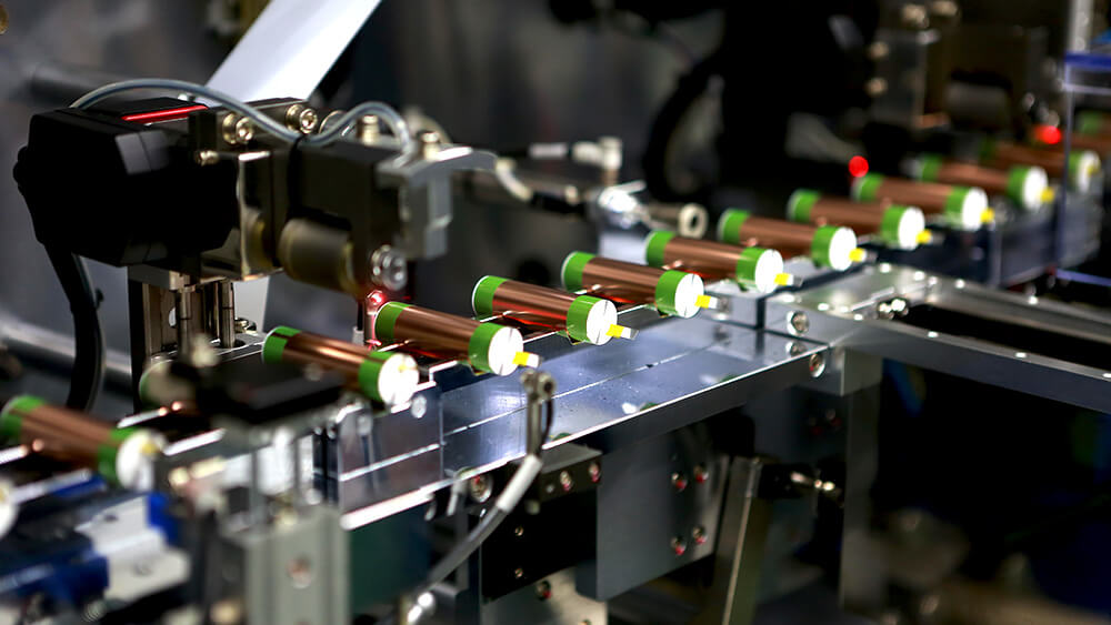 En outre, à l'heure actuelle, les matières premières utilisées sur le marché chinois des piles au lithium proviennent essentiellement de Chine, et le volume des importations est assez faible. Dans le même temps, la plupart des équipements de production sont fabriqués en Chine.