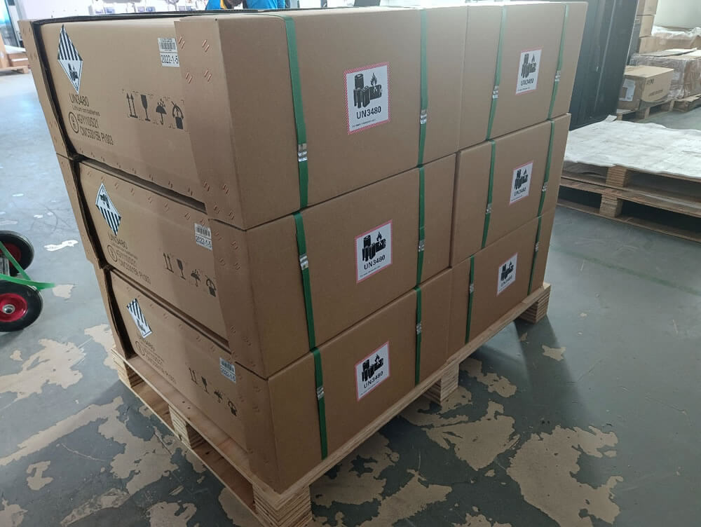 Fábrica de baterías de iones de litio de 51,2 V y 200 Ah - Paquete