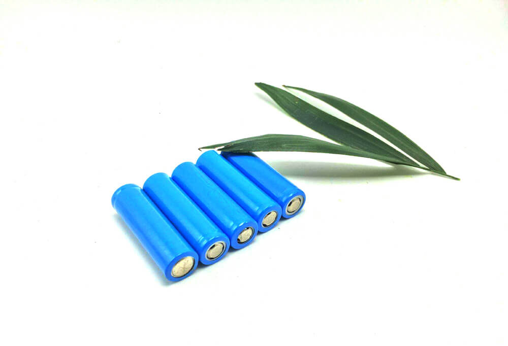 Therefore, cylindrical batteries have considerable advantages in heat dissipation