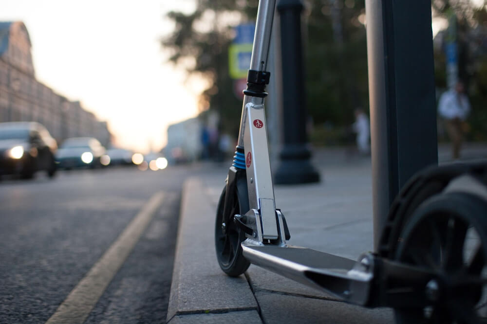 Caractéristiques de la batterie lithium-ion pour scooter électrique