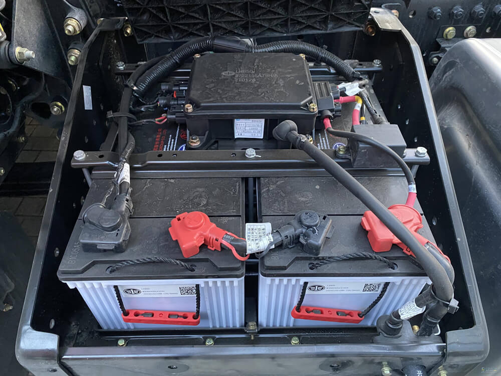 Baterías de plomo Como fuente de energía de arranque para automóviles dominan el mercado al equipar los vehículos eléctricos