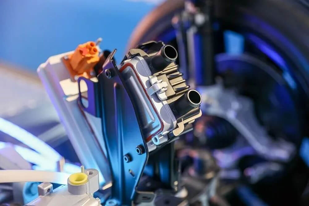 ¿Por qué hay dos dispositivos de calentamiento PTC?
