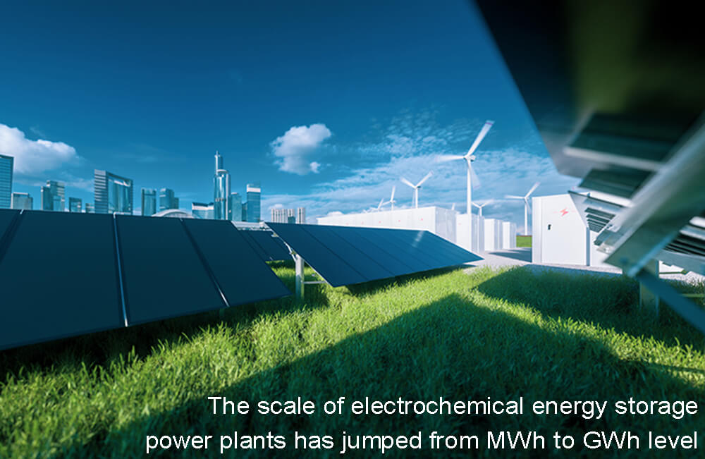 L'échelle des centrales de stockage d'énergie électrochimique est passée du niveau du MWh à celui du GWh.