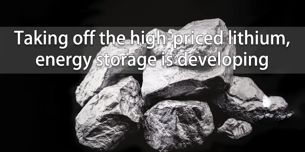 En s'affranchissant du lithium, dont le prix est élevé, le stockage de l'énergie se développe.