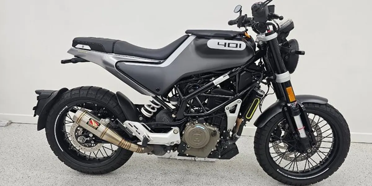 le produit de Husqvarna-Svartpilen 401