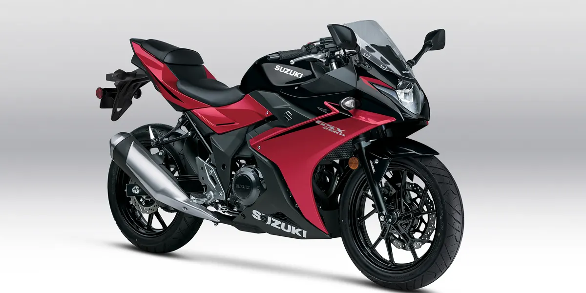 La couleur rouge de la Suzuki-GSX250R